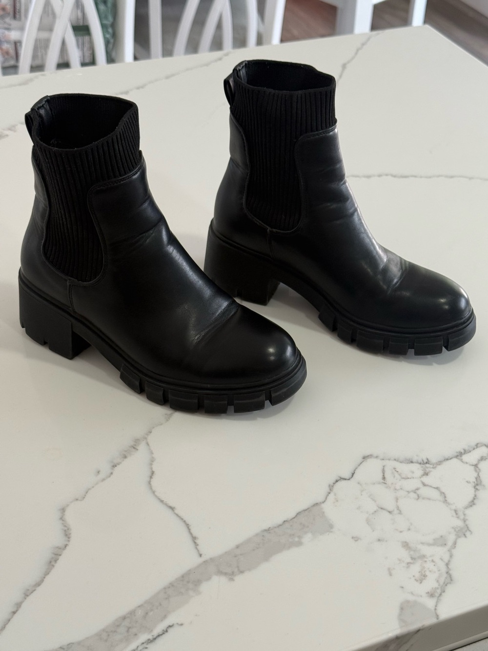 Women's 7 Rihero Black Chelsea Boots Lug Sole Platform Chunky Heel
